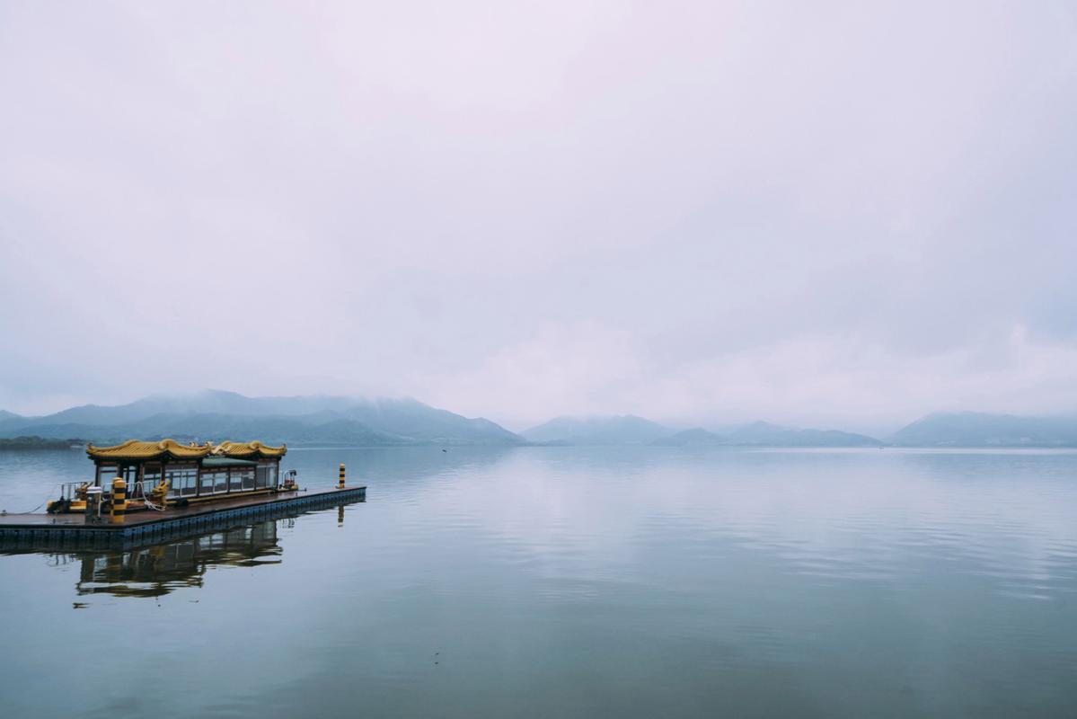 东钱湖旅游村,诗意栖息，感受江南水乡风情  第2张