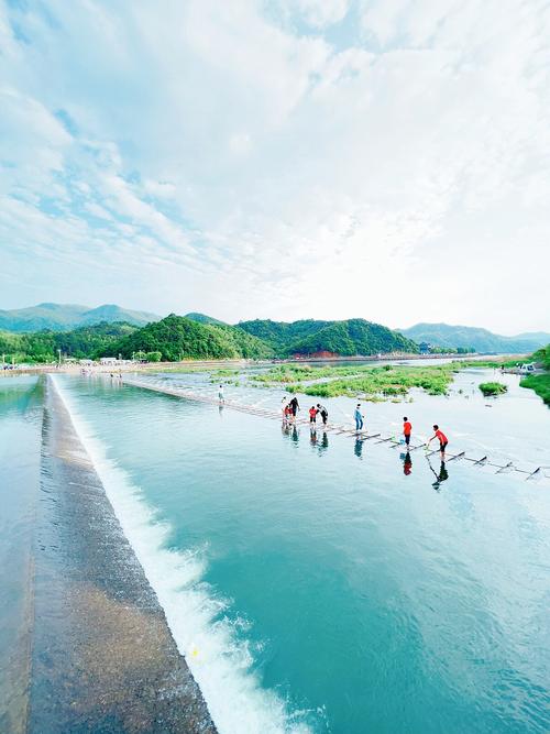 五一游山玩水，畅享自然之美_探秘我国五一景区的独特魅力  第2张