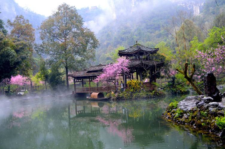 温州哪里有桃花源景区，春天温州旅游景点哪里好玩。