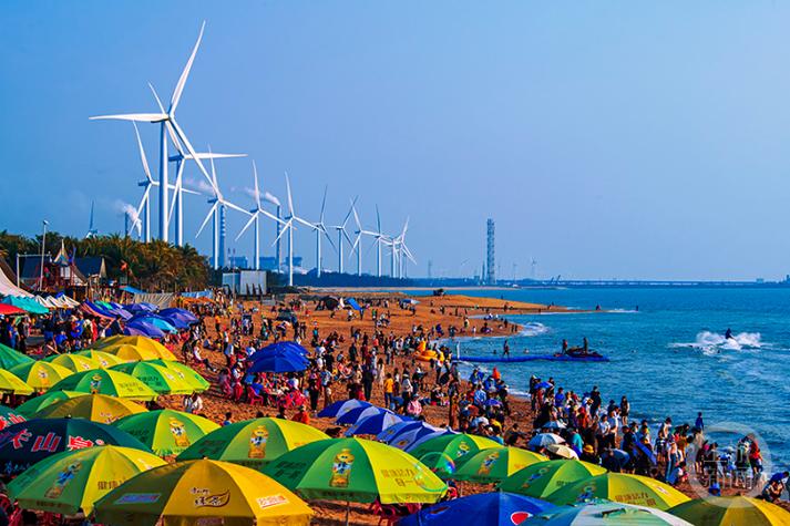 东港自然海滩,探寻海滨自然之美，尽享休闲度假时光