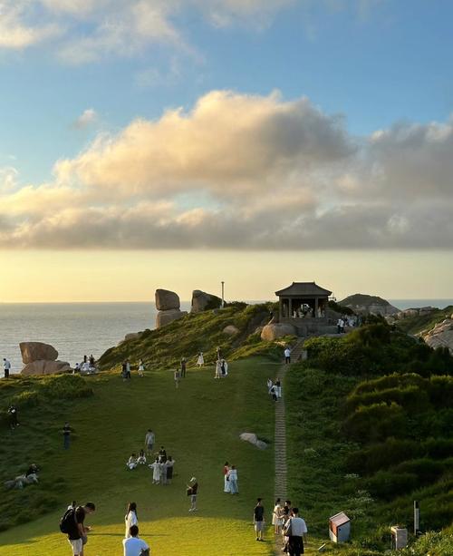 东阳巍山小岛,探秘人间仙境，领略自然奇观