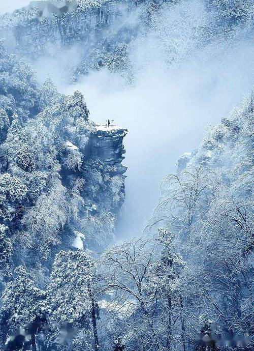 云阳冬日奇景,一幅冰雪世界里的自然画卷