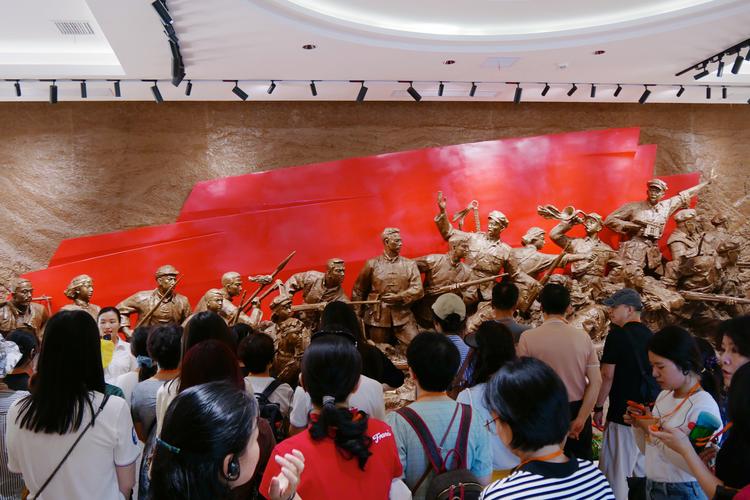 内丘红色大门,革命历史的一扇窗口，红色文化的传承之地