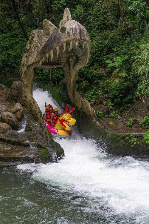 古龙峡,山水画廊中的探险之旅