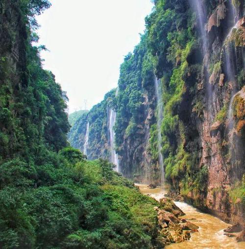 台州最美峡谷_探索山水画卷中的自然奇观