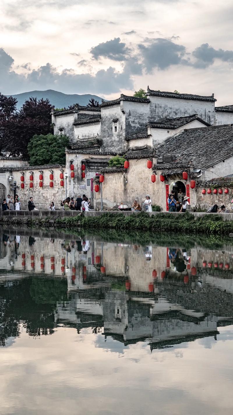 安徽烟雨古镇,时光深处的一抹江南风情