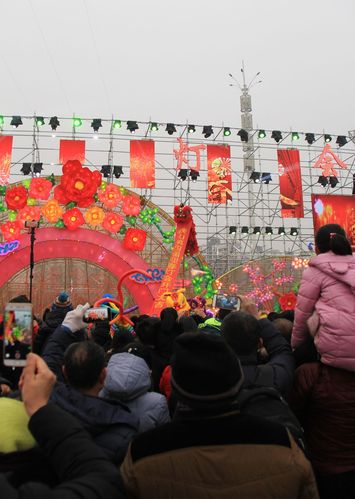 峡山过大年，感受传统民俗魅力