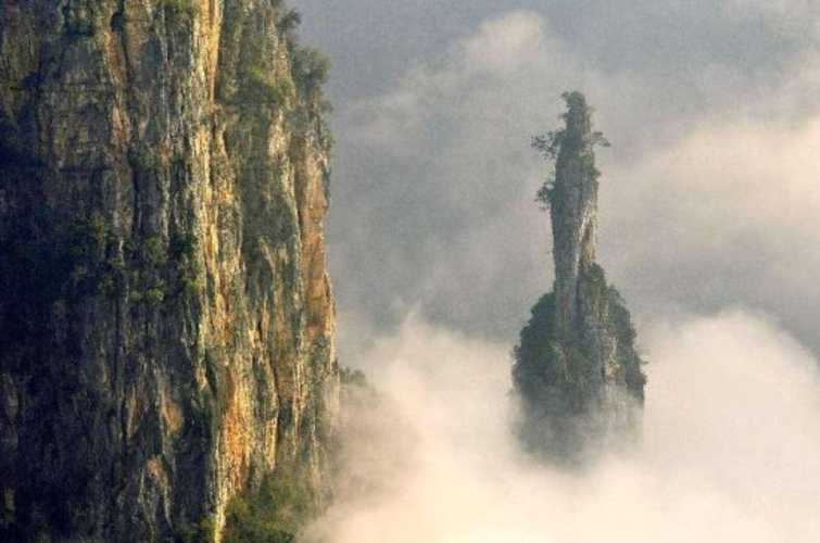 巫脊山,探寻神秘的自然奇观，感受历史的厚重沉淀