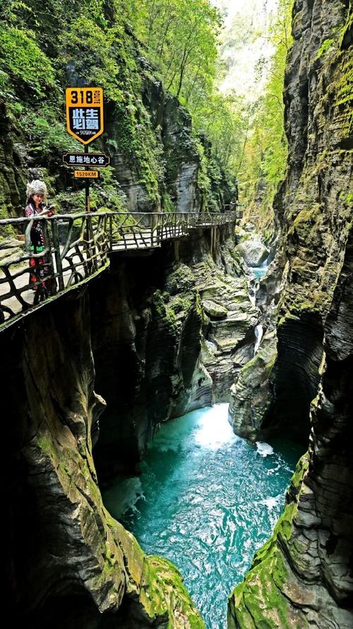 恩施骑马之旅,探寻山川美景，体验民俗风情