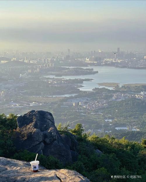 探寻东莞山顶风光,一座城市中的世外桃源