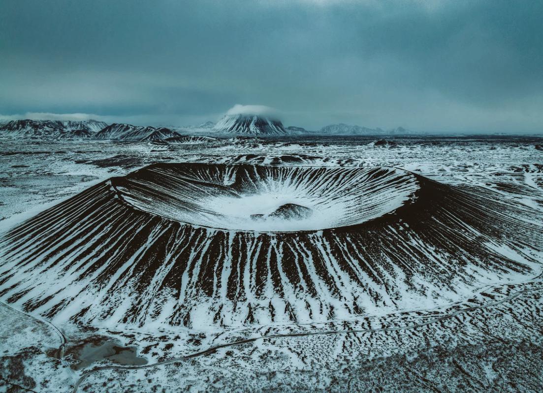 探寻冰岛米湖,火山地貌的天然博物馆