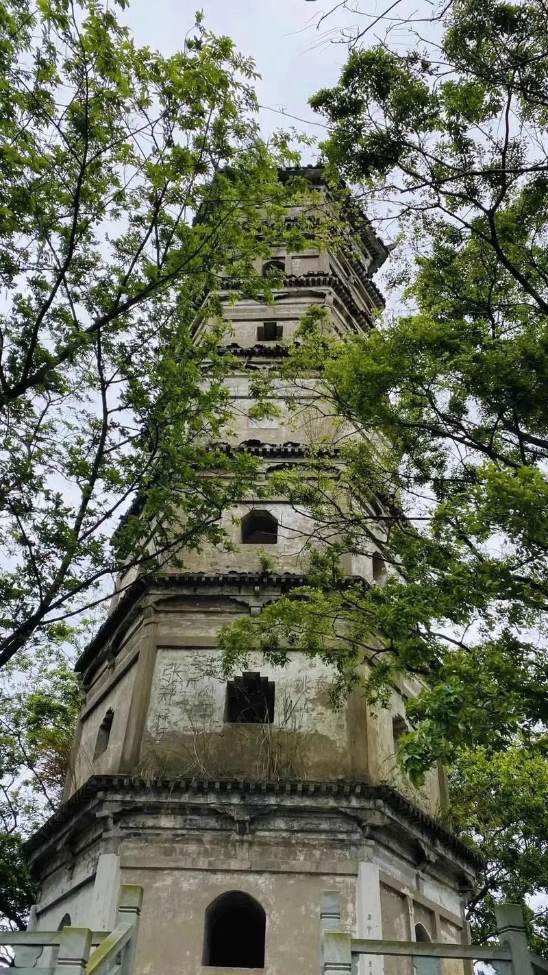 探寻历史印记，领略塔山风光_常宁塔山山顶景点解读