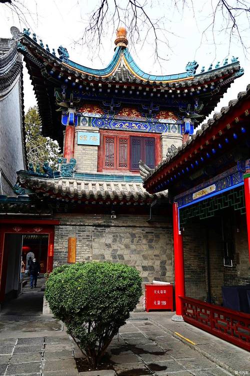 探寻历史悠久的宝鸡卧龙寺,文化传承与宗教圣地