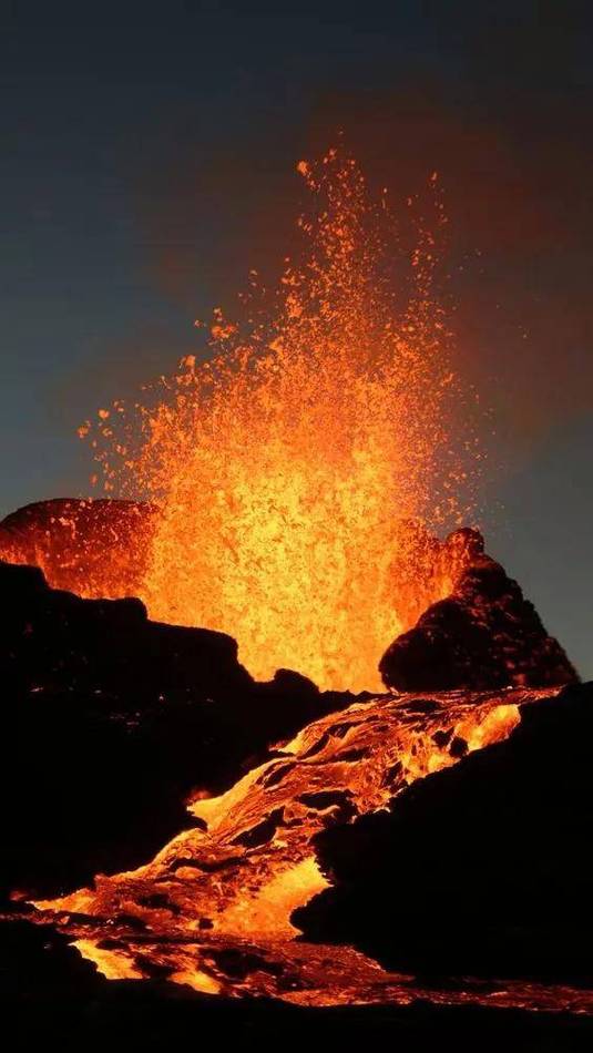 探寻垦丁神秘之美_火山的余温_出火奇观