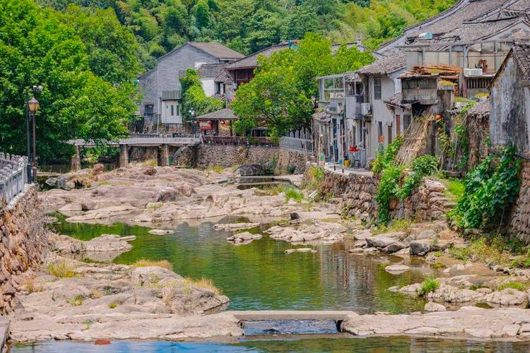 探寻奉化夏日清凉_奉化夏季乘凉景点大盘点