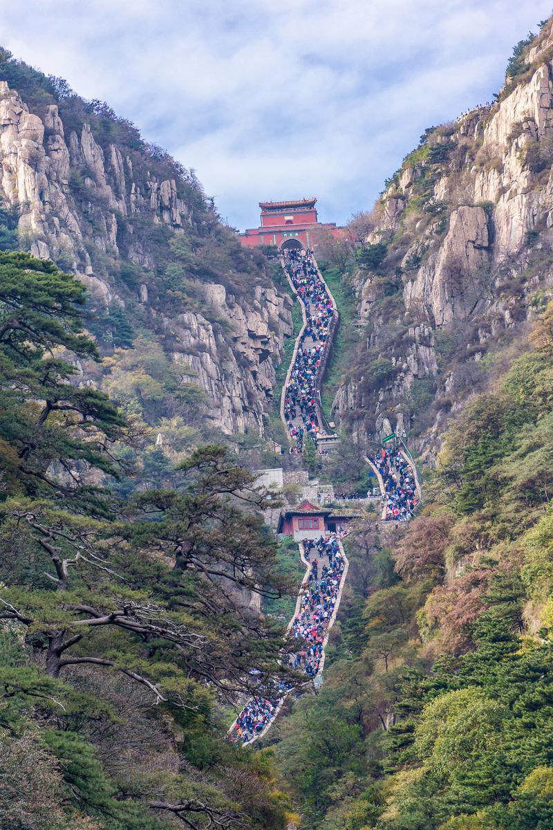 探寻嵩山,中华五岳之首的自然与文化奇观