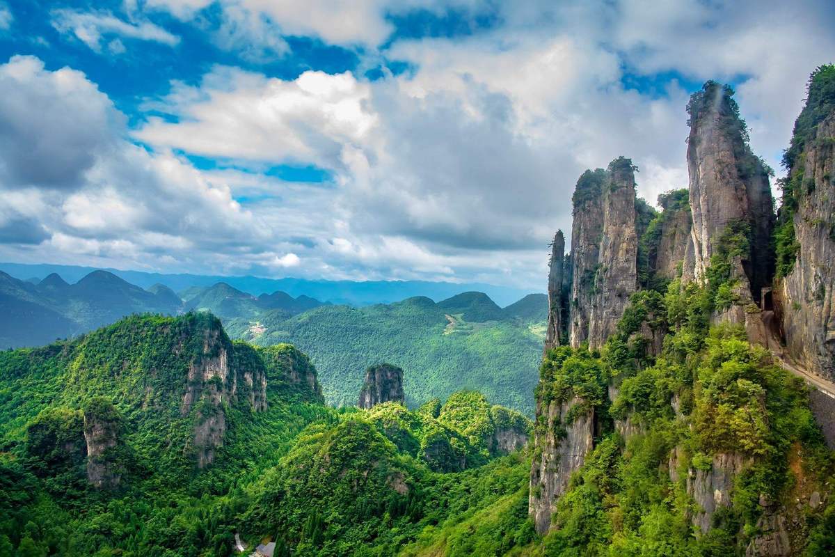 探寻恩施,山川秀美，人文荟萃的旅游胜地  第2张