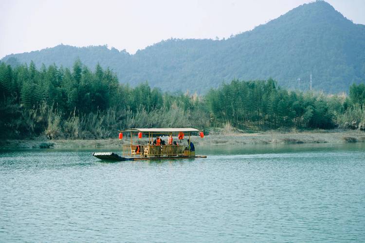 探寻桐庐度假胜地，邂逅山水间的宁静与和谐