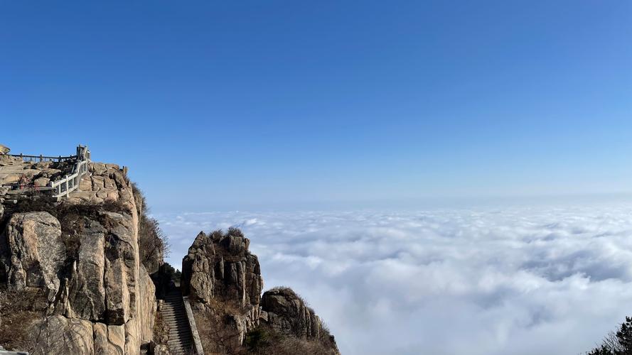 探寻泰山之巅_泰安北山山顶的神秘与壮丽