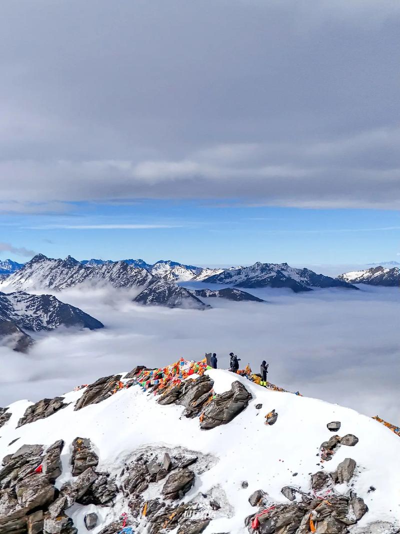 探寻自然奇观_四姑娘山，登山者的天堂  第2张