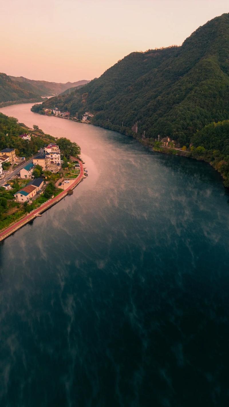 探寻衢州江湾,山水画卷中的古韵风情