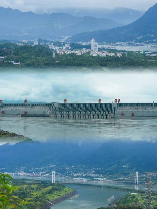 探秘海埂大坝,自然与人类智慧交融的奇迹  第2张