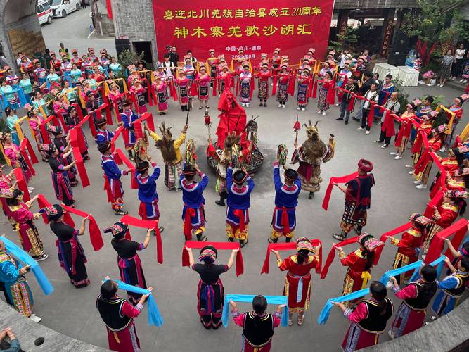 探秘神木寨,自然奇观与民族文化的交融之旅  第2张