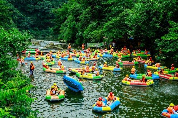 探秘贵阳修文,探寻夏日清凉之地的游泳乐园