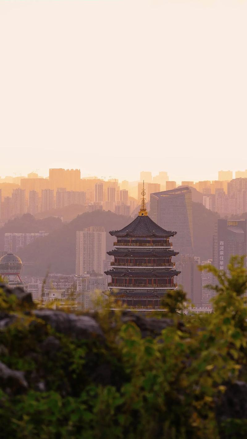 探秘贵阳，感受“山城”魅力