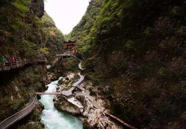 探秘铜仁沿河县,自然奇观与人文历史的完美融合  第2张