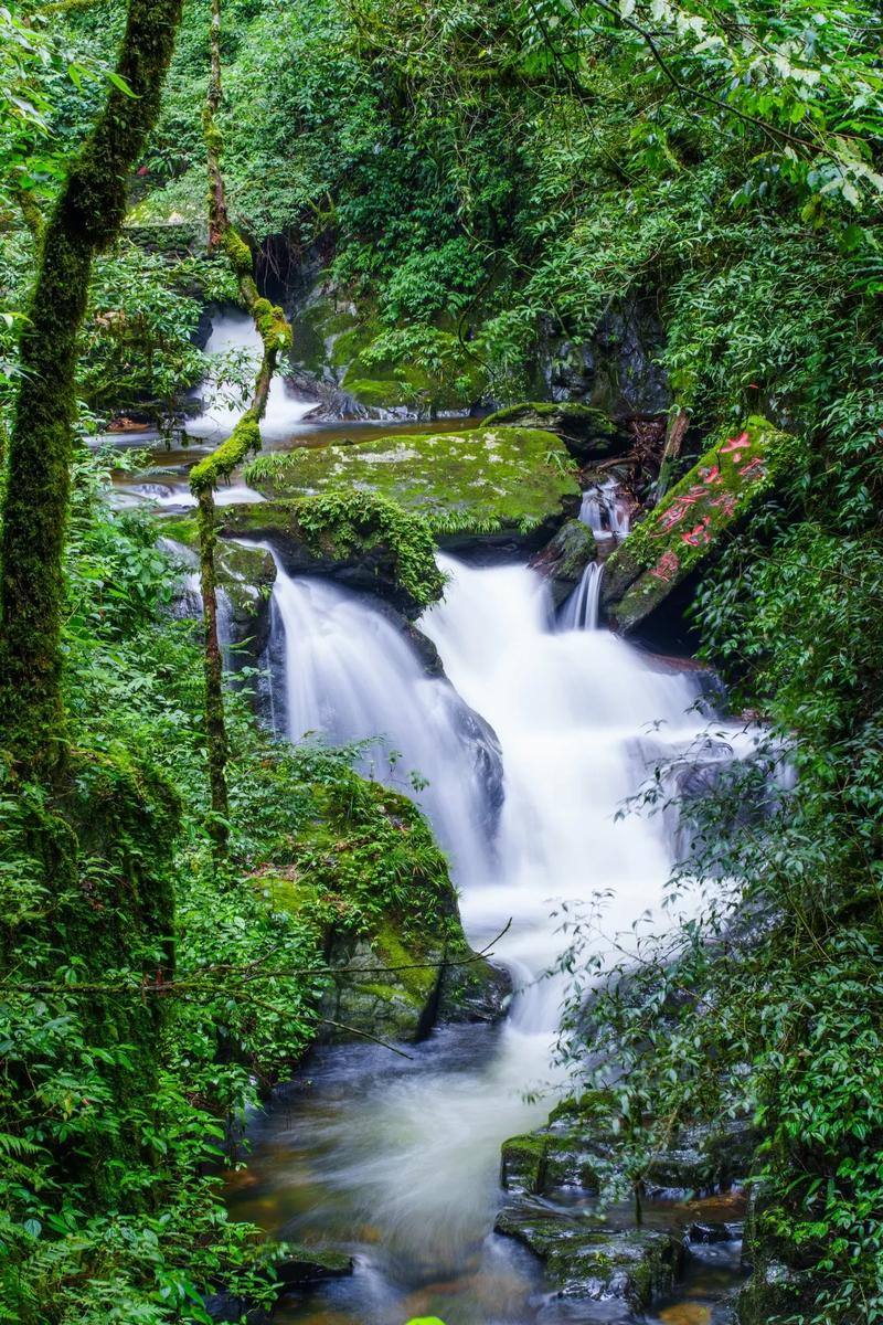 探秘雷霆山,大自然的鬼斧神工与神秘传说  第2张