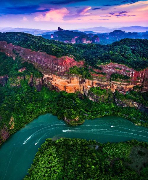 探秘韶关,千年丹霞地貌，山水画卷中的旅游天堂  第2张