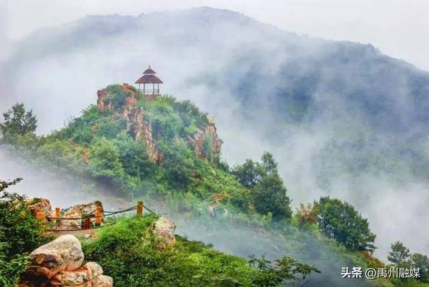 探访鸠山美景,探秘历史文化，领略自然风光