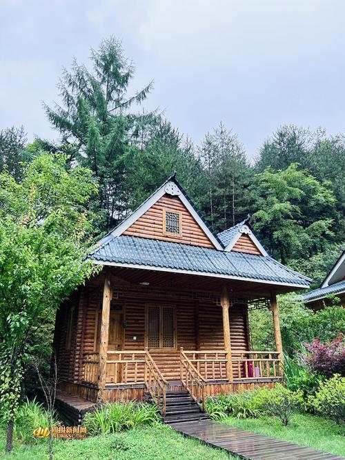 木屋仙境,中国木屋景点探秘之旅  第2张