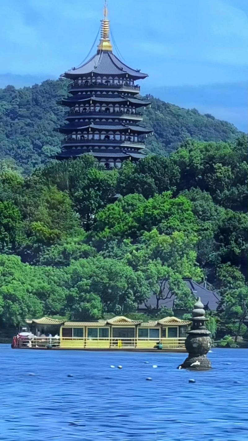 漫步杭州，心旷神怡之旅_探寻这座城市的灵魂景点  第2张