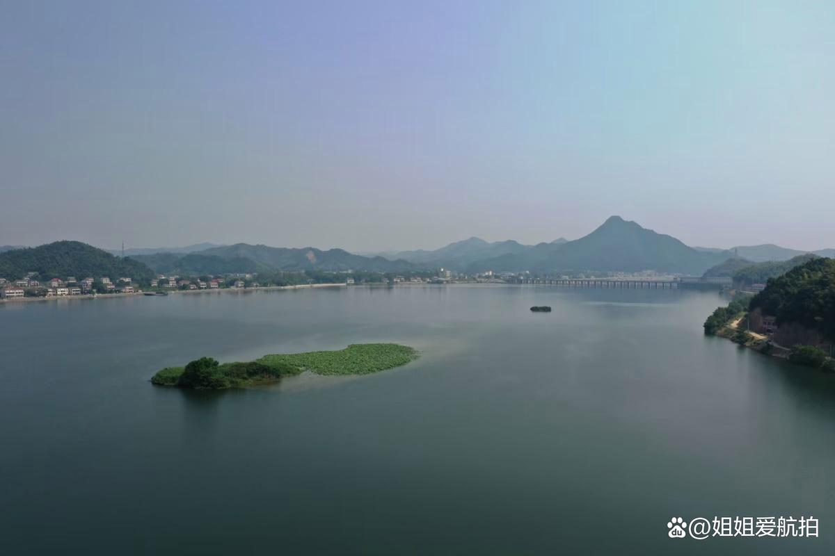 漫步益阳古城湖畔,寻古探幽，品味湖光山色之美