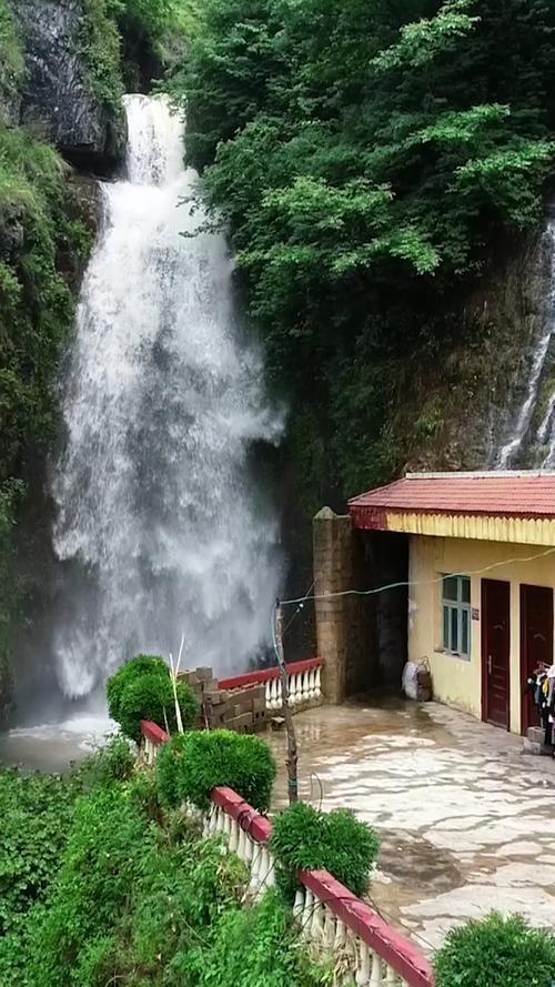 瀑布客栈,隐匿山水间的世外桃源