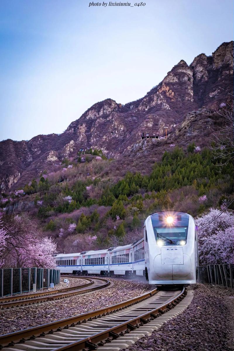 火车之旅,领略中国大地之美  第2张