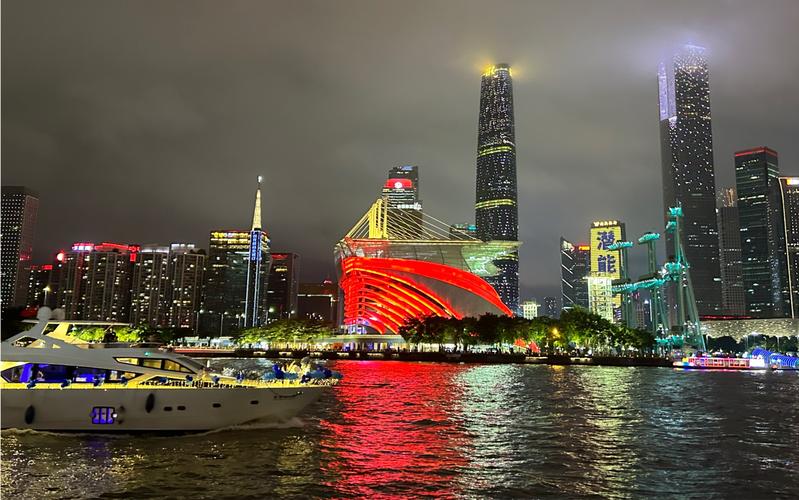 珠江夜游,漫游璀璨夜景，品味岭南文化