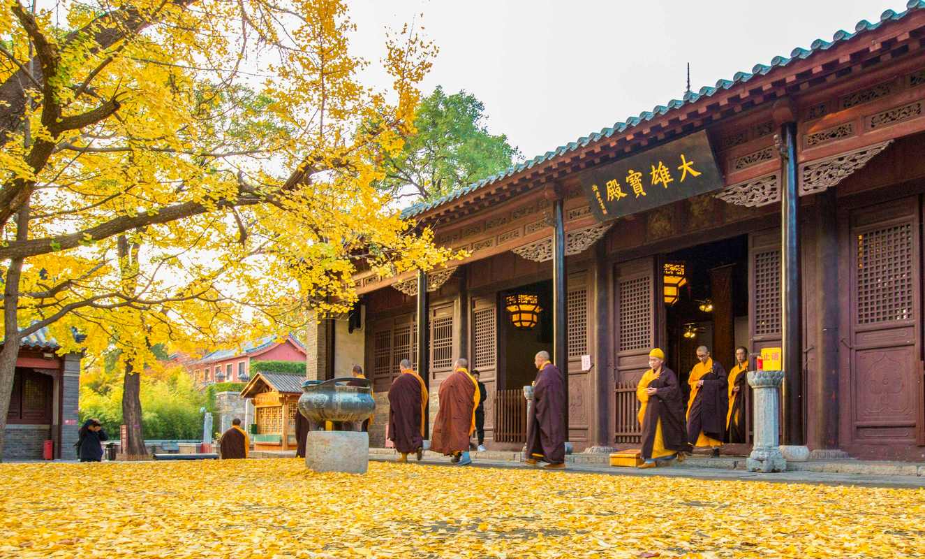 白岩寺,千年古刹，禅意盎然的灵山圣地