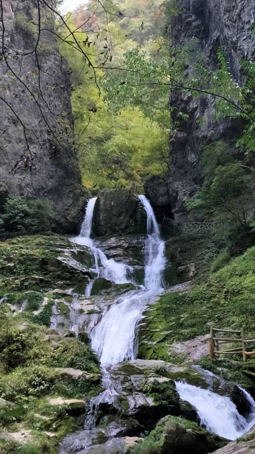 白山溪谷,隐匿山间的秘境之旅