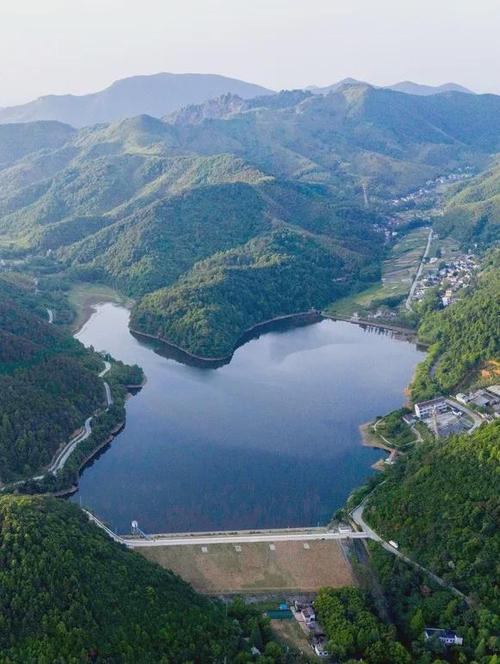 繁昌定安公园,山水相依，历史文化交融的休闲胜地