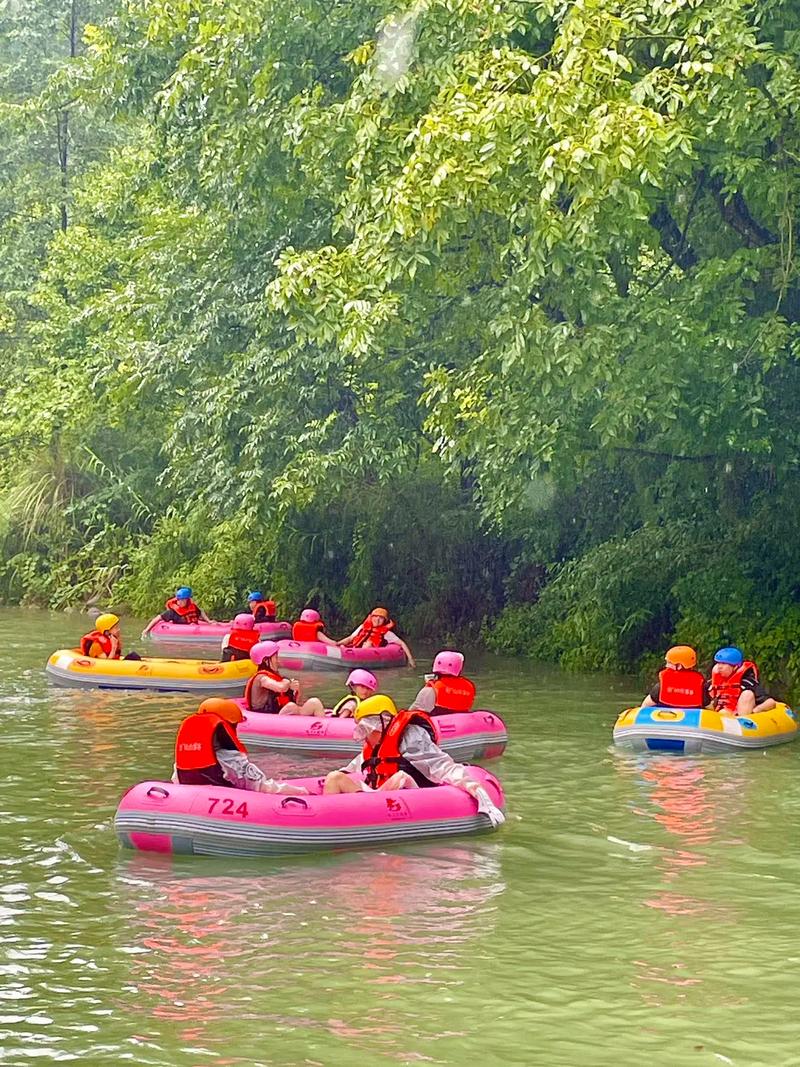 绵竹周边漂流胜地，夏日激情畅游之旅