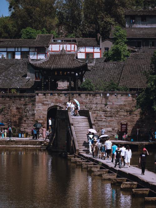 荣昌,千年古镇，文化瑰宝之旅