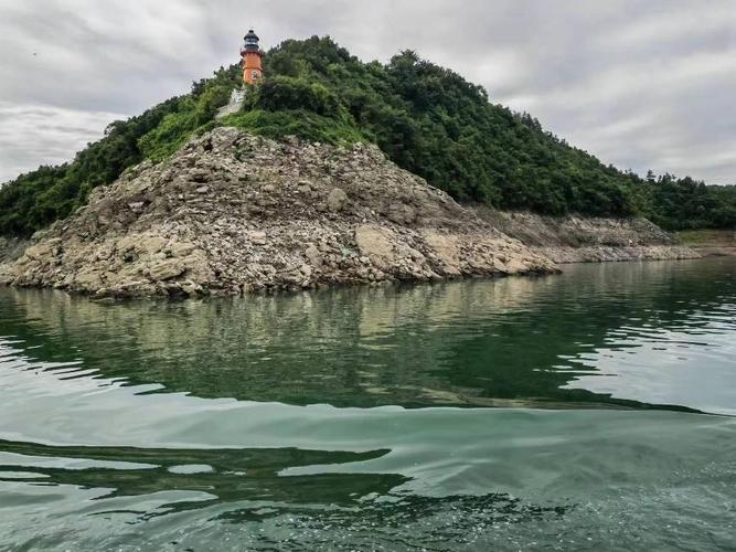 西安瀛湖公园,自然与文化的交融之地