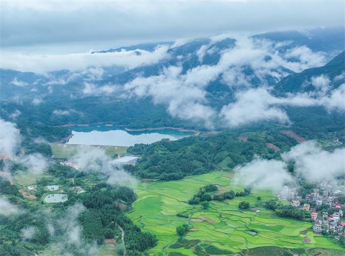 道县玉龙湾,山水画卷中的休闲胜地