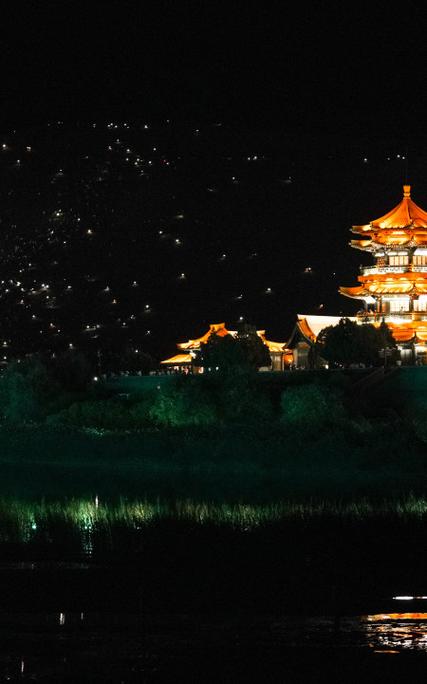 酒泉夜景,璀璨星空下的千年古城