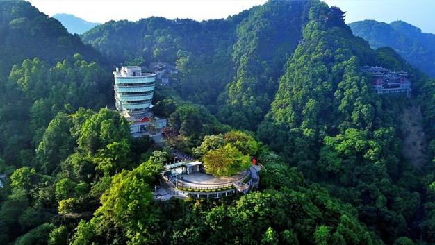 重庆南山,山水之城，自然与文化交融的休闲胜地