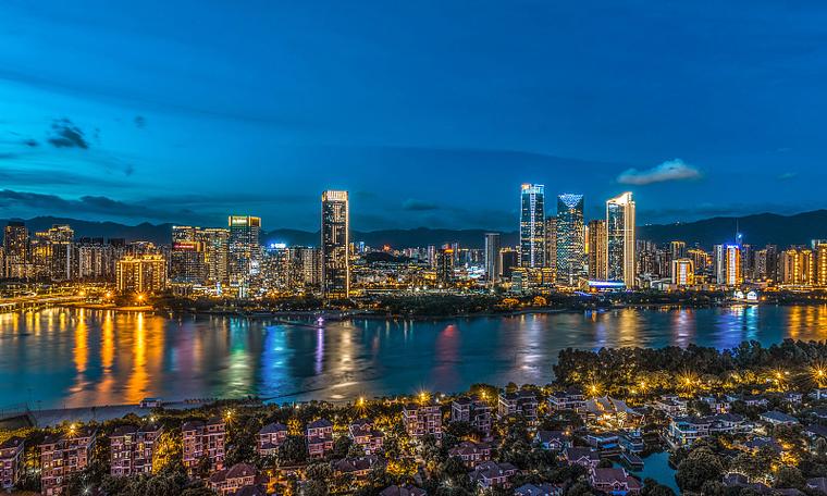 闽江夜游,探秘福州，品味千年古都的璀璨夜景