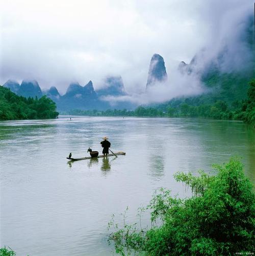 阳朔,一幅活色生香的山水画卷